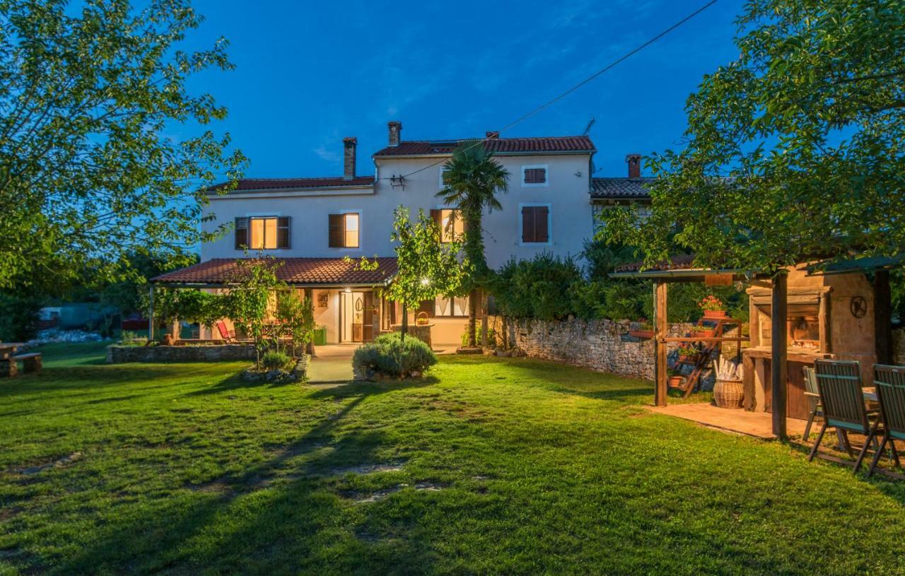 Stancija Roza Villa สเวตวินเชนัต ภายนอก รูปภาพ